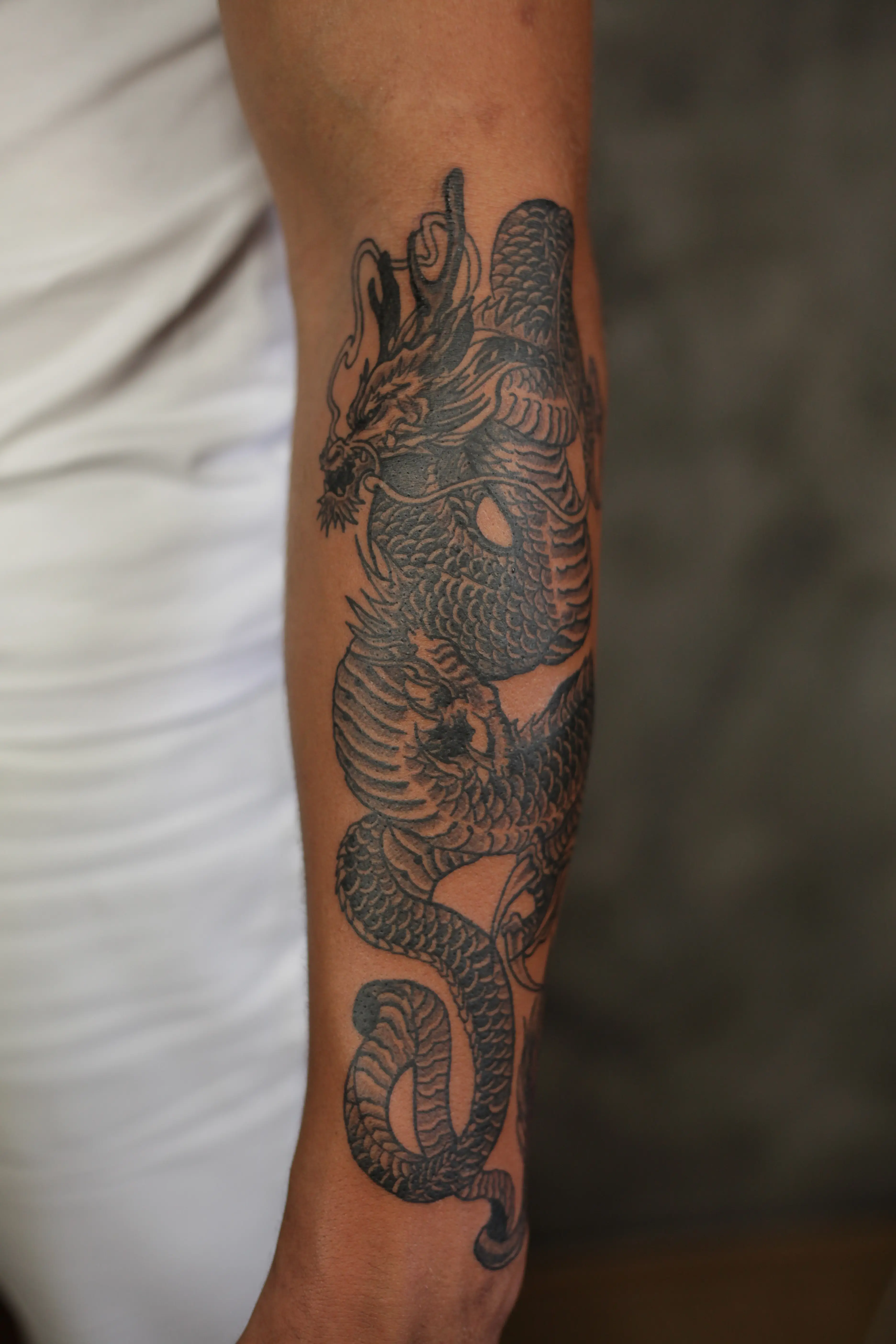 Black and grey zmaj - Black & Grey tetovaža Eternal Art